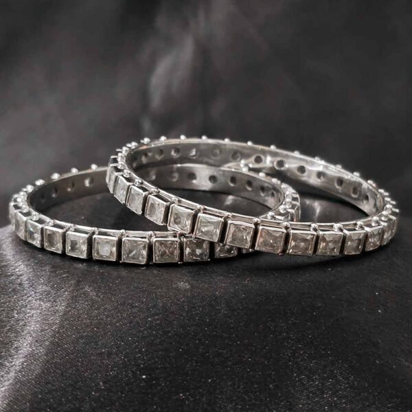 RajShine Square Cut Pure Silver Bangle