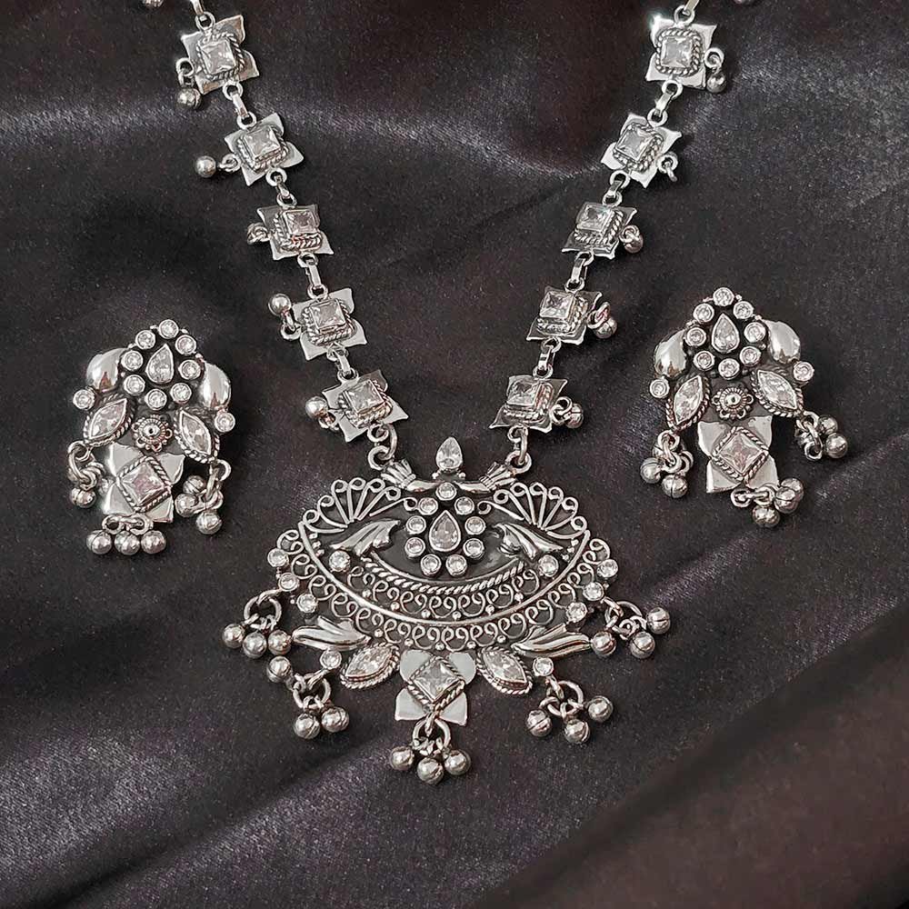 Antique Cut Stone Silver Pendant Set