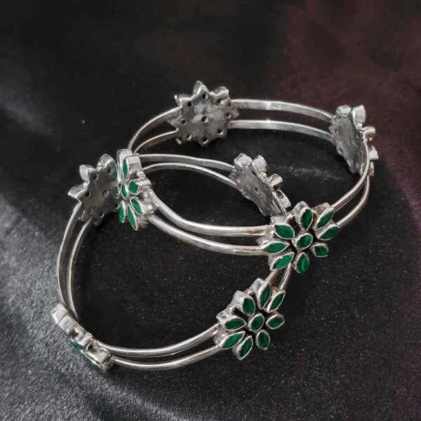 Green Leaf Style Pure Silver Bangle - Image 2