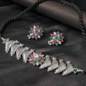 Lotus Emerald Stone Silver Necklace Set